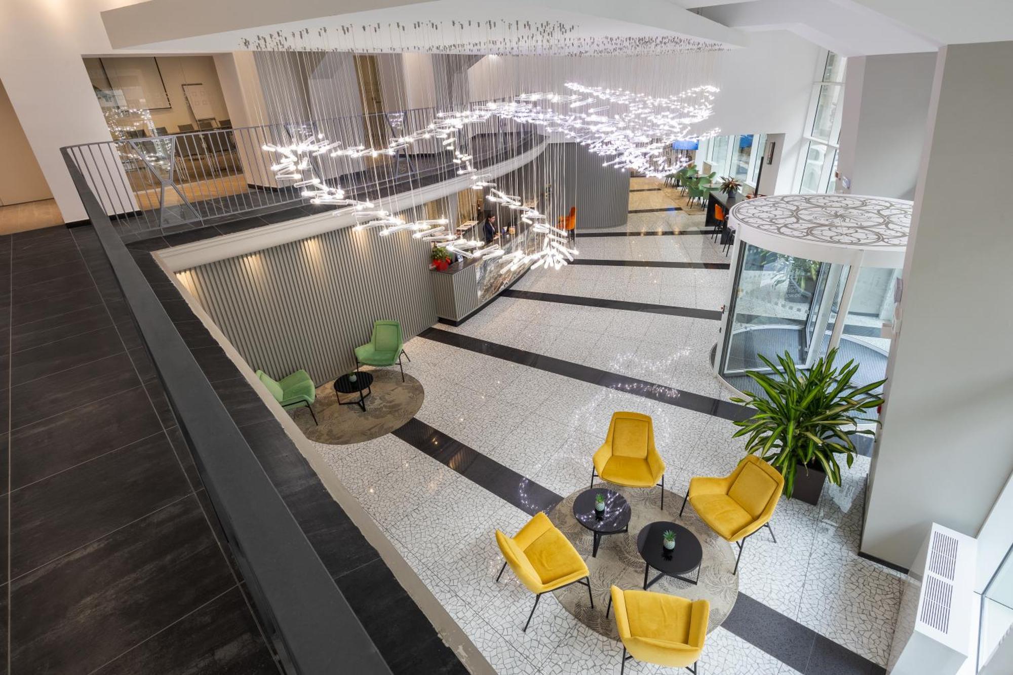 Ih Hotels Milano Centrale Bagian luar foto