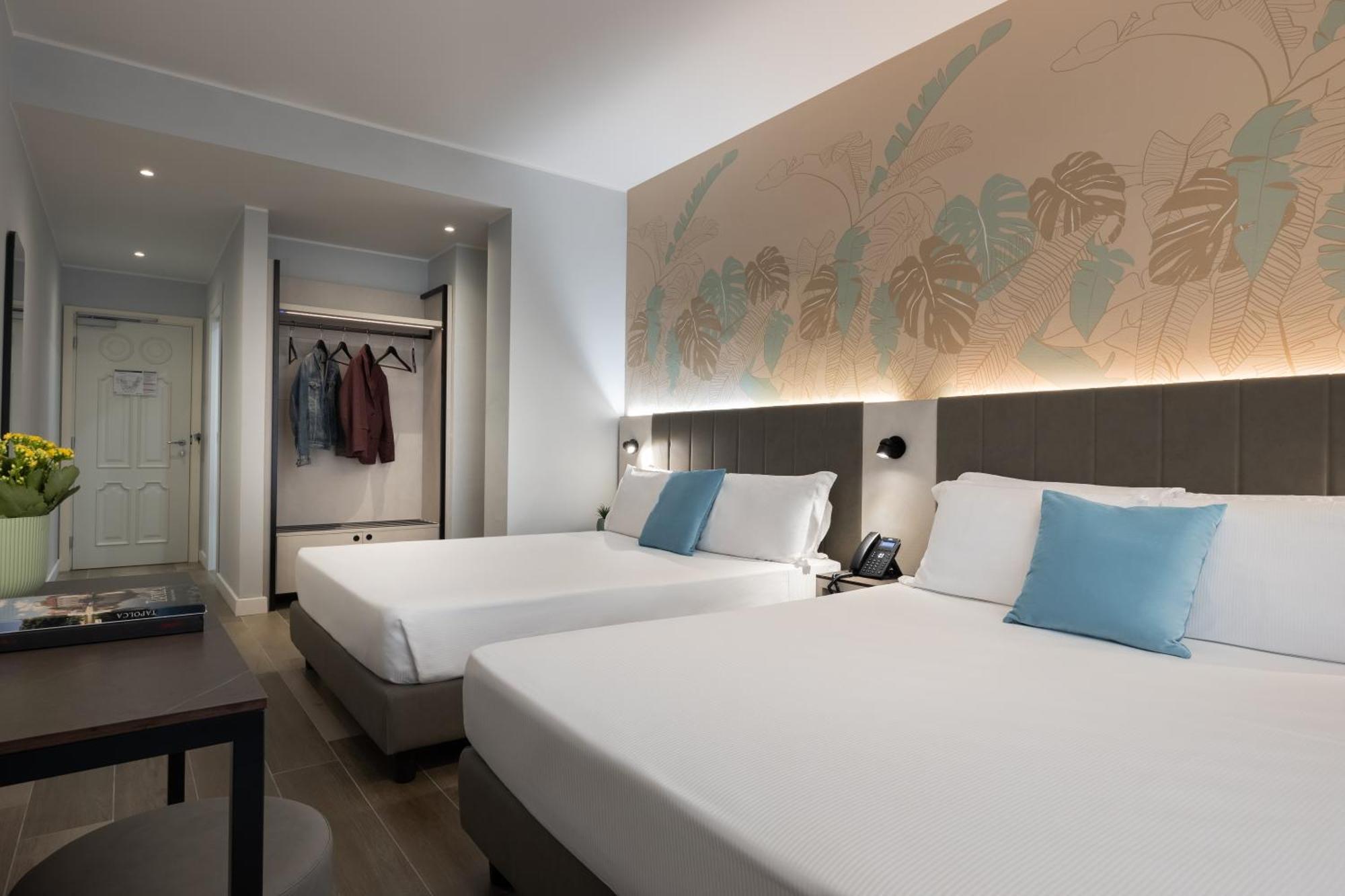 Ih Hotels Milano Centrale Bagian luar foto