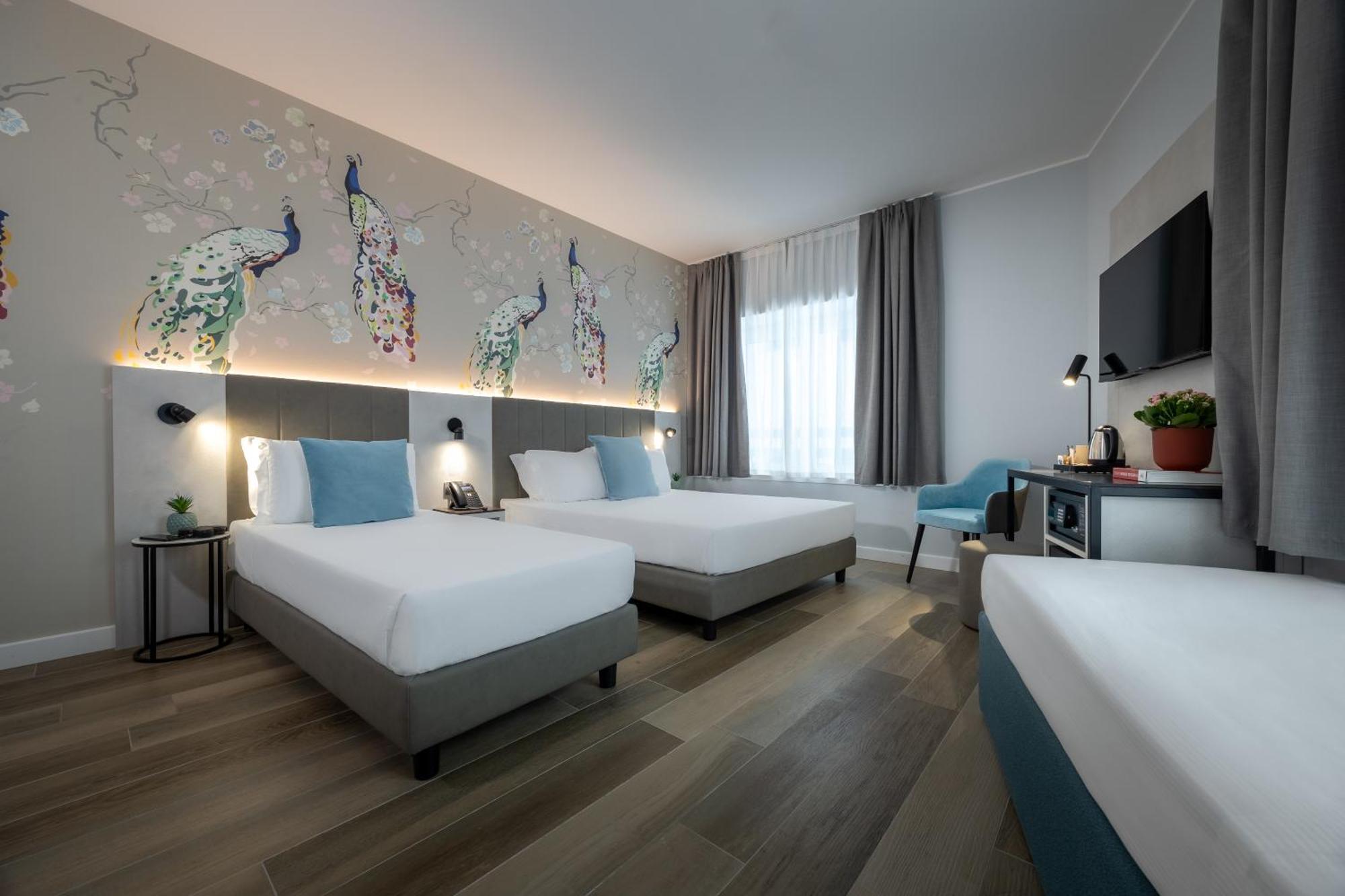 Ih Hotels Milano Centrale Bagian luar foto