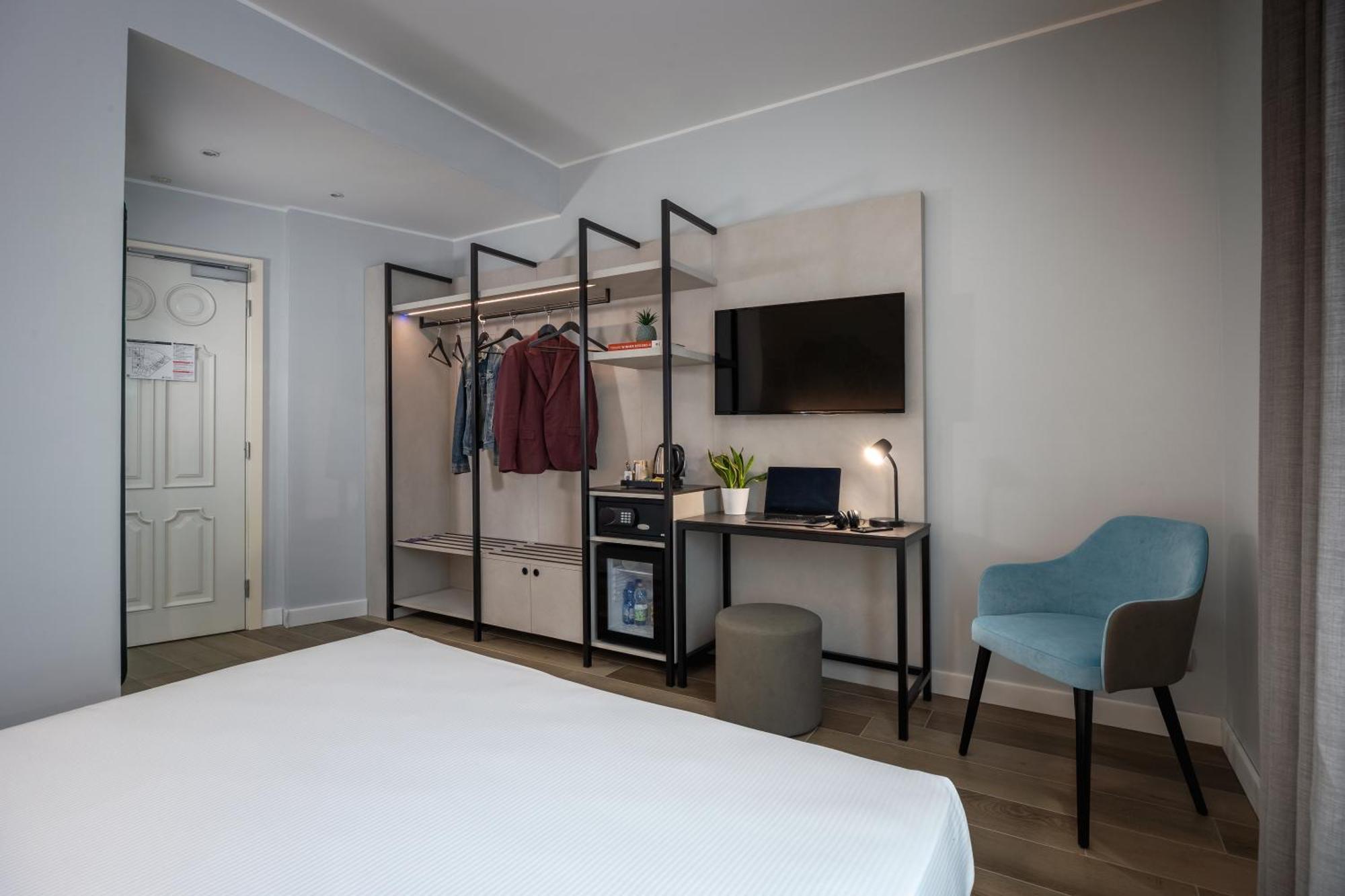 Ih Hotels Milano Centrale Bagian luar foto